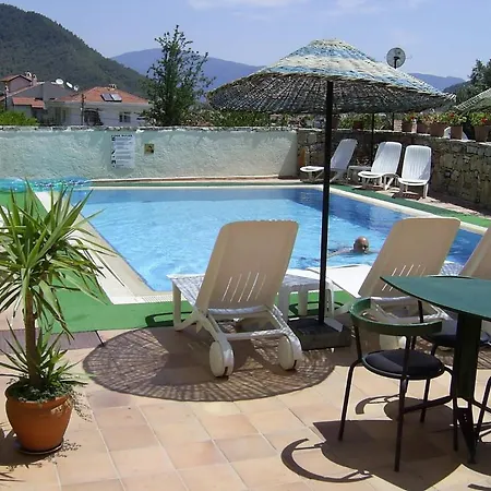 Sarigul Hotel apartamentowy Icmeler