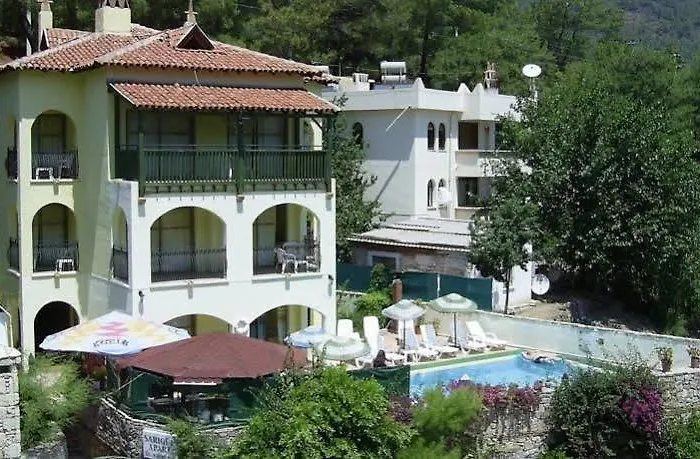 Aparthotel Sarigul